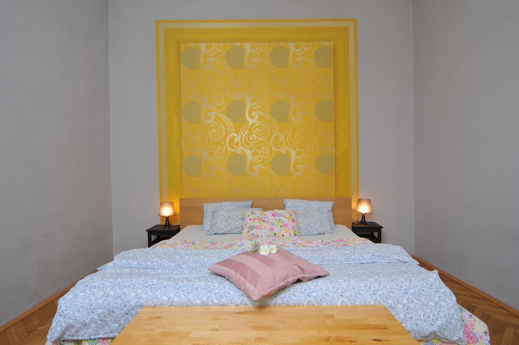 Ferienwohnung Dlouha 2Ab Prag Zimmer foto